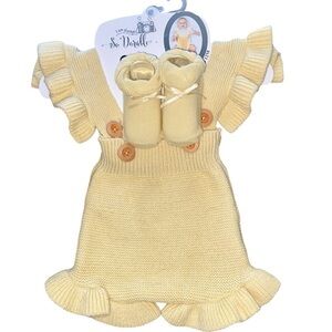 SO DORABLE Romper Bootie Set Sweater Knit Pale Yellow Infant Size Up to 12M NWT